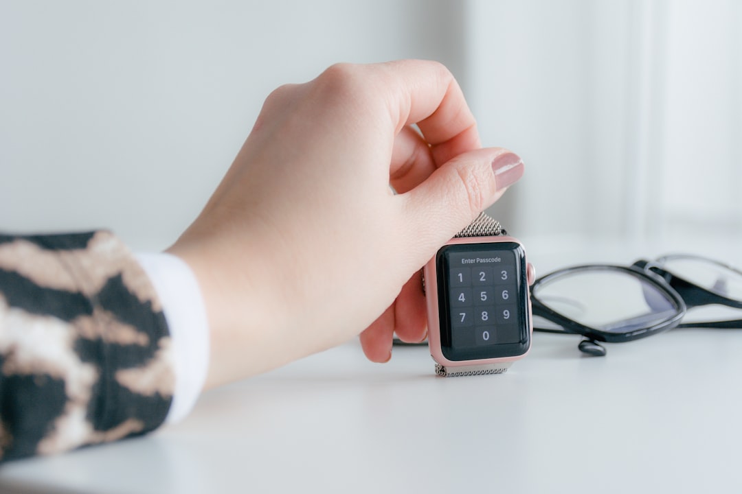Exploring the Latest Trends in Wearable Technology Devices
